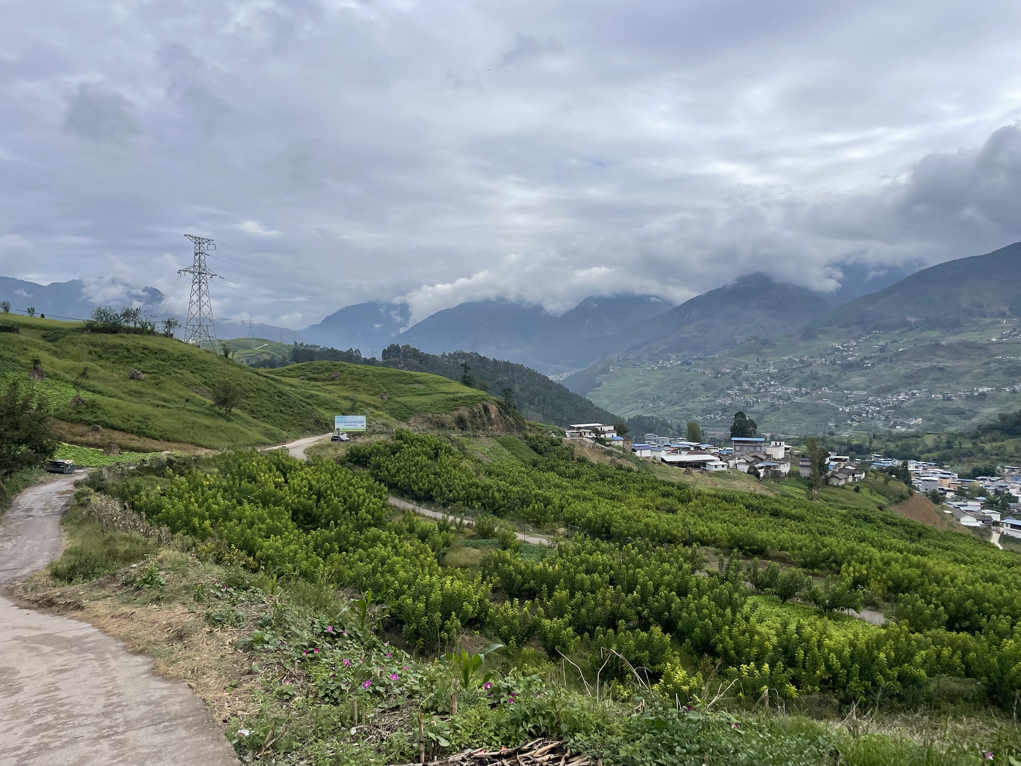 30. Leshan –&nbsp;Liangshan